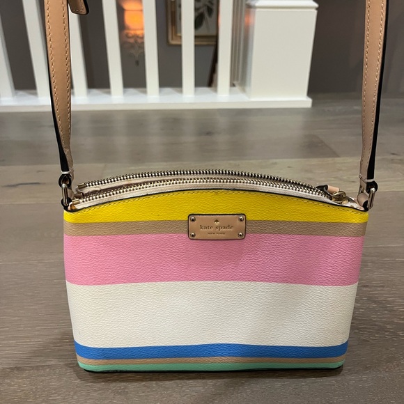 kate spade Handbags - Kate Spade Multicolor Crossbody Bag